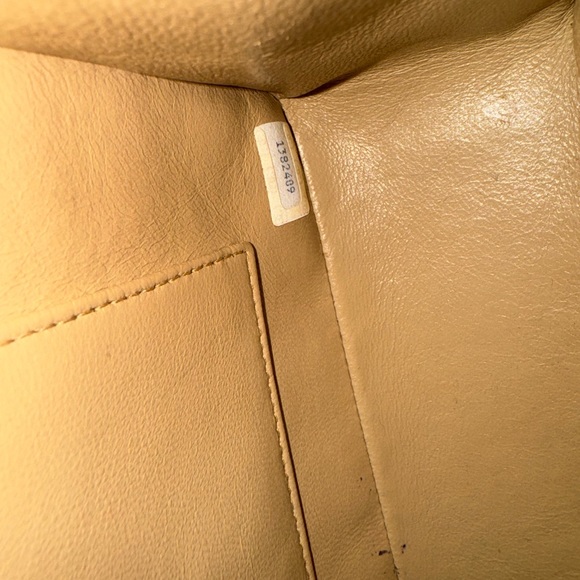 Vintage Chanel Cut Out Two Way Clutch - Picture 10 of 12